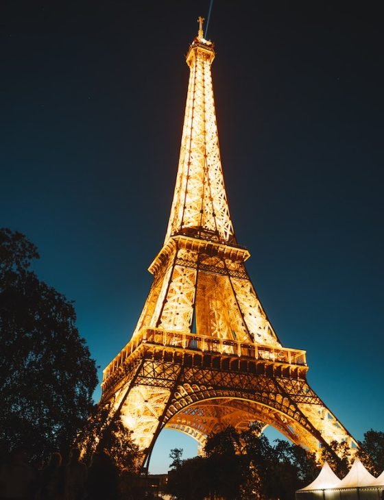 pexels-alex-azabache-3290065